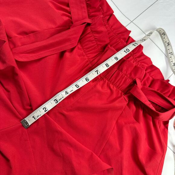 Athleta Shorts Womens 4 Red Skyline Belted Paperbag Waist Stretch Travel Casual - Picture 9 of 12
